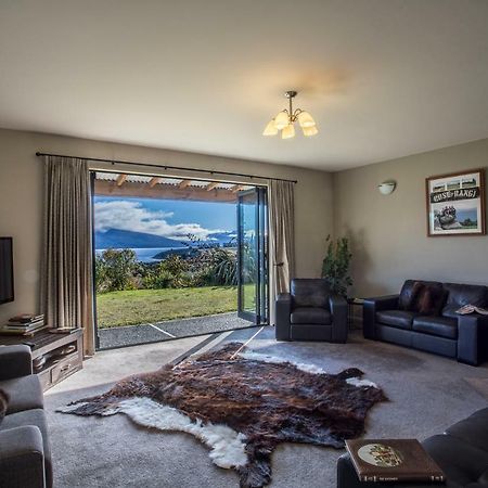 Loch Vista Bed & Breakfast Те-Анау Экстерьер фото
