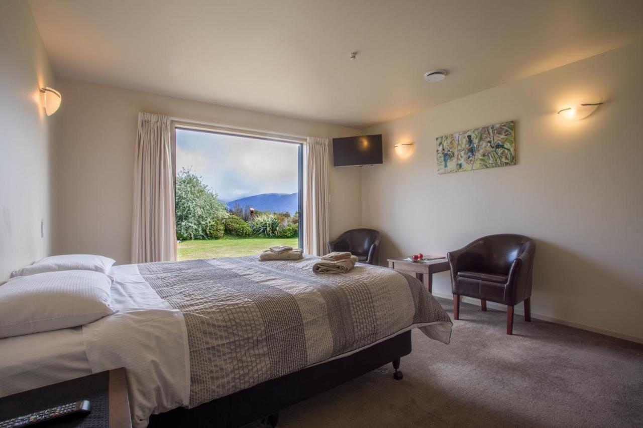 Loch Vista Bed & Breakfast Те-Анау Экстерьер фото